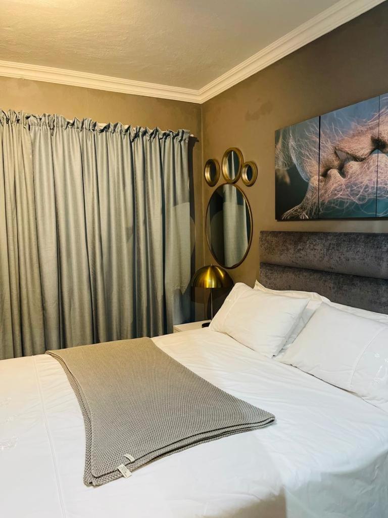 Apartment Luxuries Penthouse *